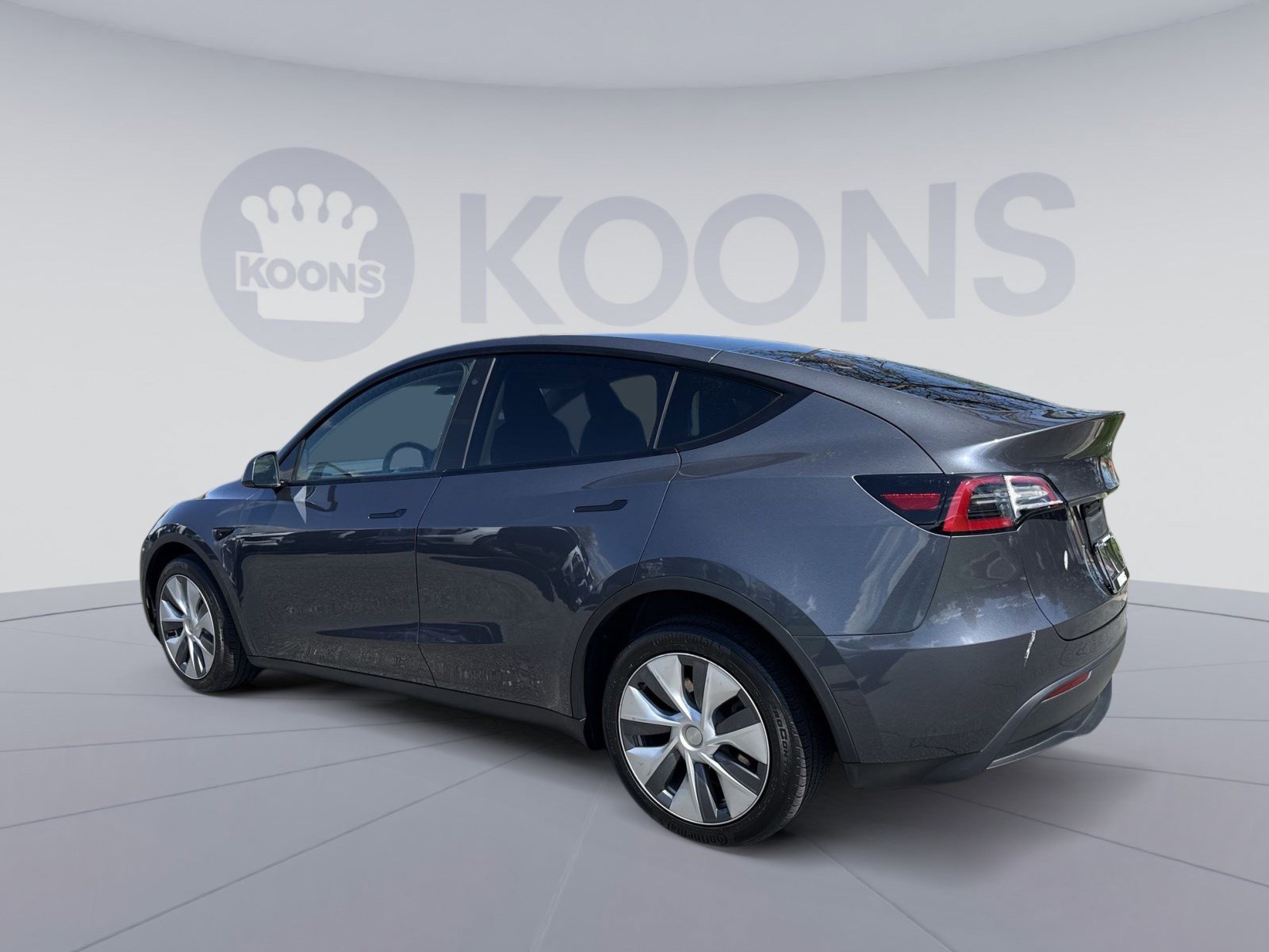 Used 2023 Tesla Model Y Long Range image 4