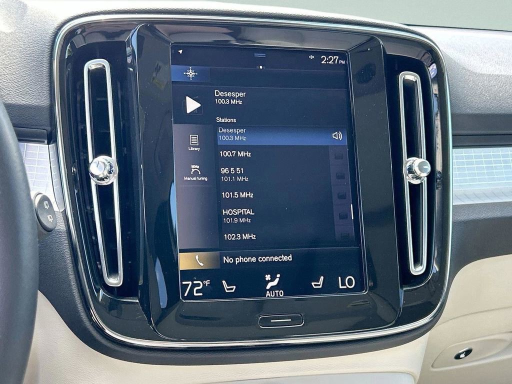 Used 2019 Volvo XC40 T5 Momentum image 27