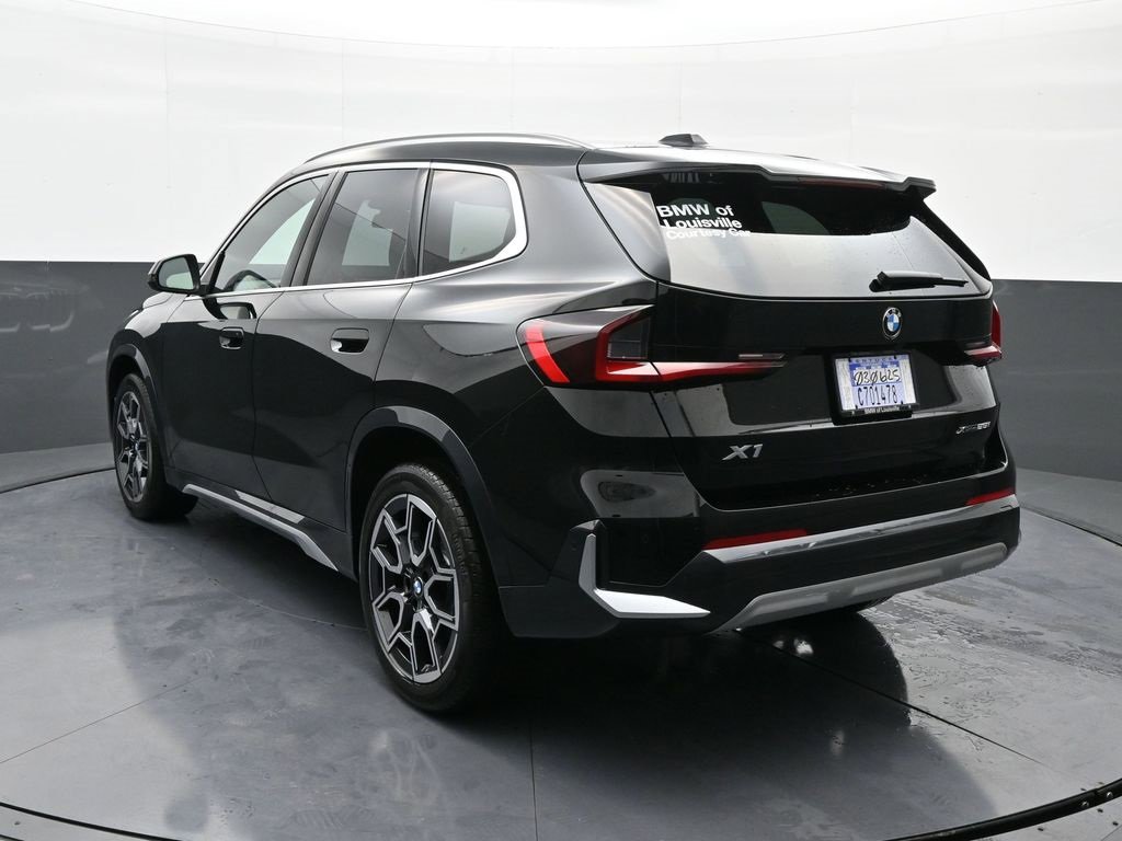 New 2025 BMW X1 xDrive28i w/ Convenience Package image 3