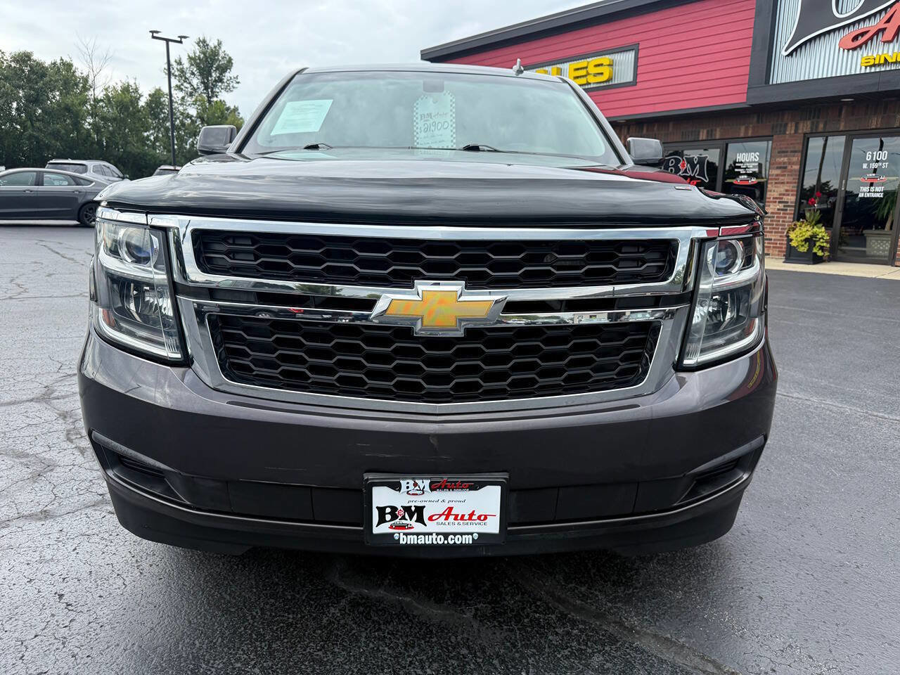 Used 2015 Chevrolet Tahoe LS image 2