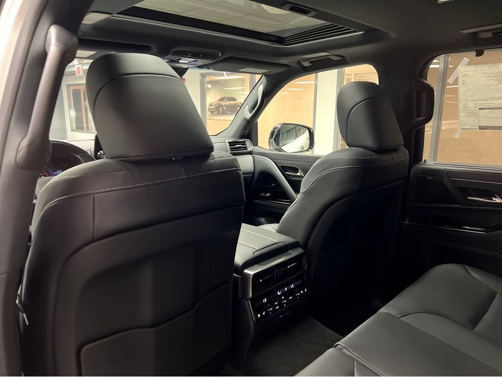 New 2026 Lexus LX 700h Luxury w/ Appearance Package AWD/4WD image 19