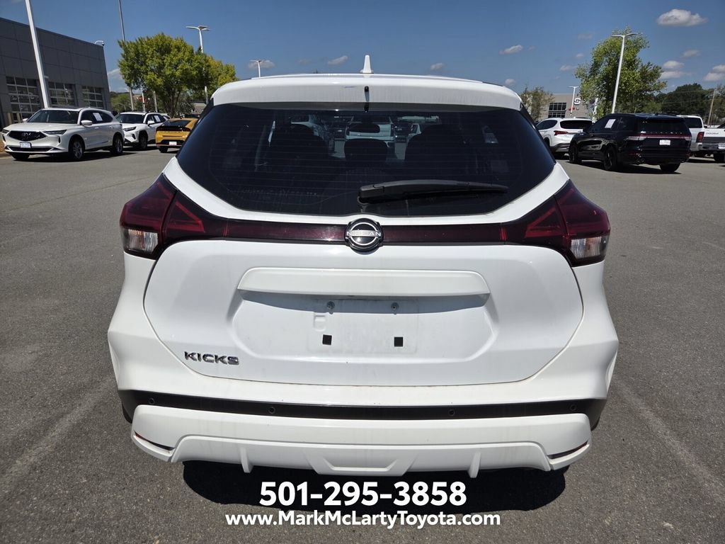 Used 2024 Nissan Kicks S FWD image 6