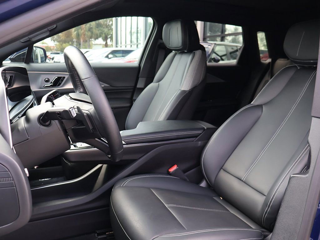 Used 2024 Cadillac Lyriq Tech w/ Driver Assist Package image 30