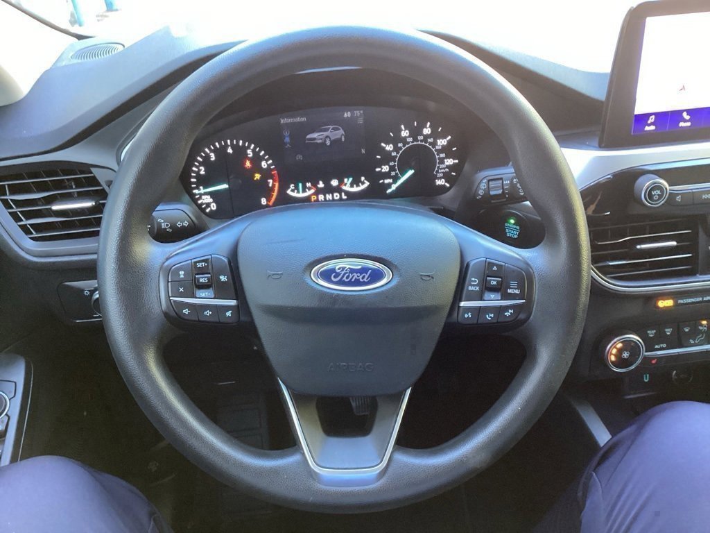 Used 2020 Ford Escape SE image 41