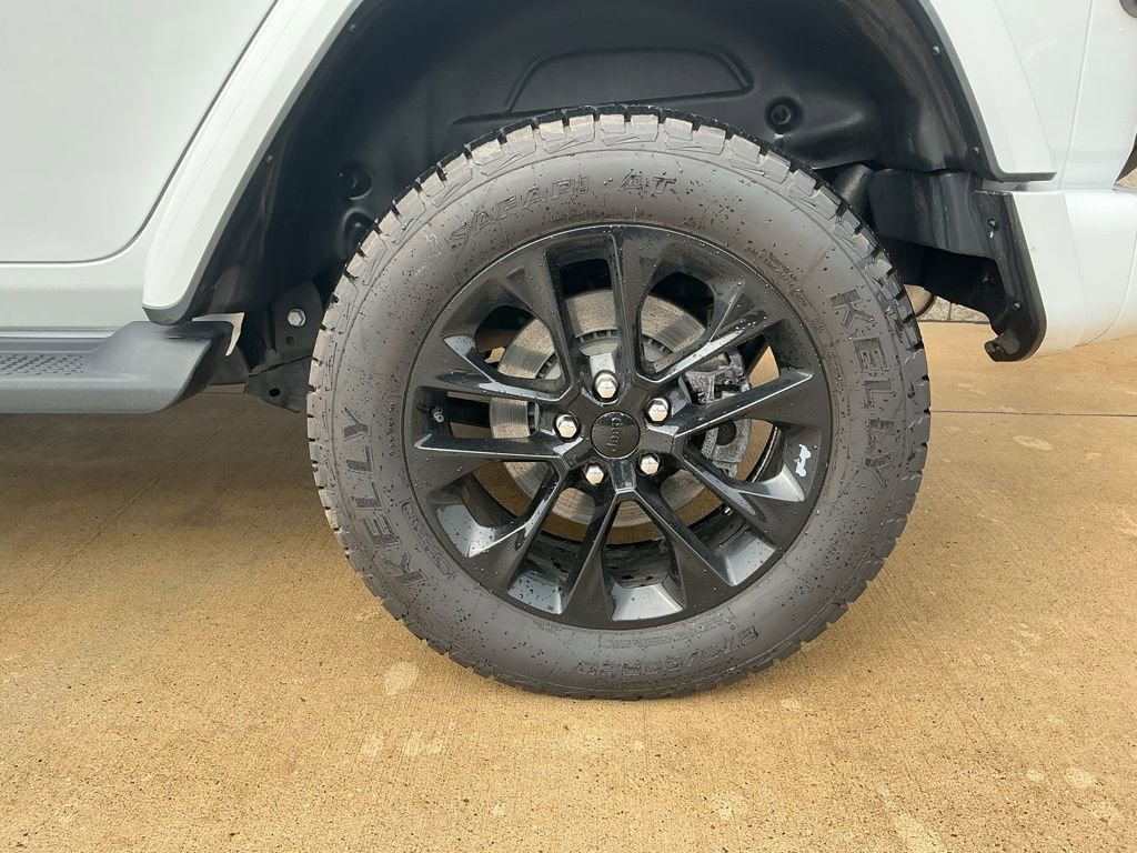 Used 2023 Jeep Wrangler Altitude image 6