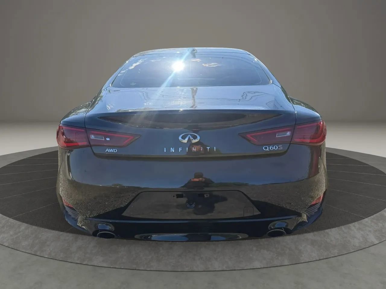 Used 2017 INFINITI Q60 Red Sport 400 AWD/4WD image 6