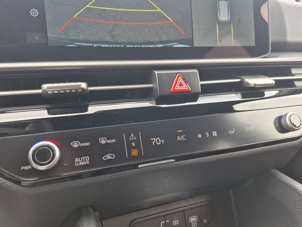 New 2026 Kia Sportage SX image 24