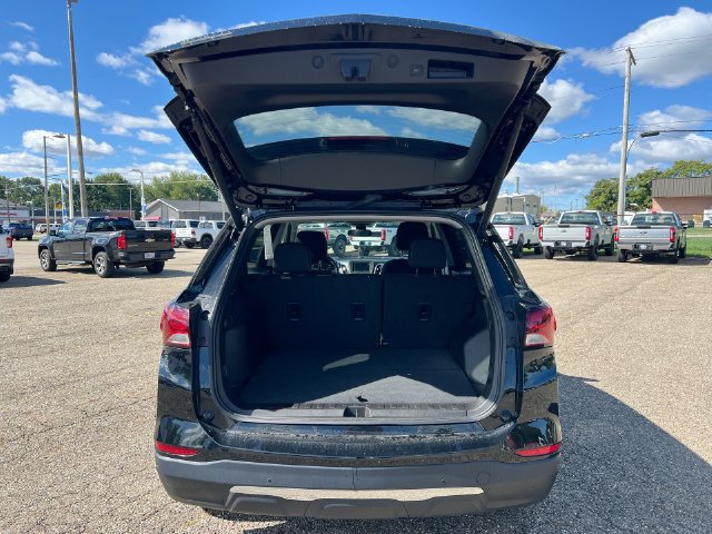 Used 2024 Chevrolet Equinox LT FWD image 28