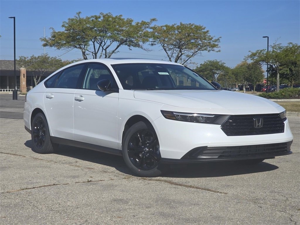 New 2025 Honda Accord SE image 2