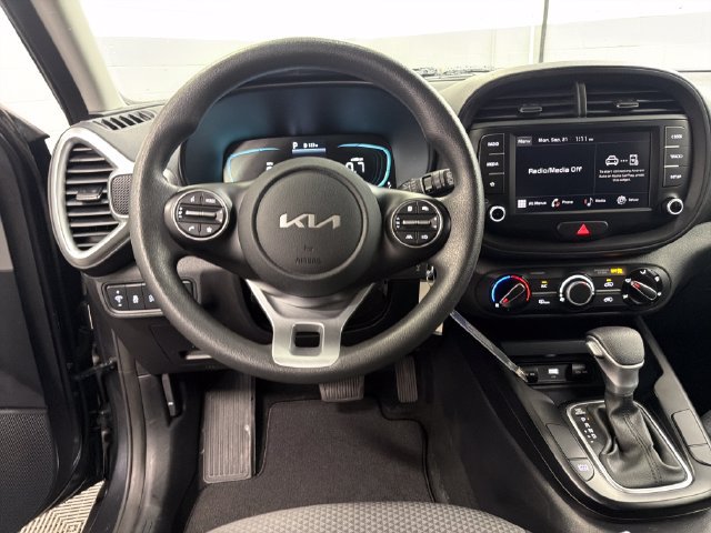Certified 2023 Kia Soul LX FWD image 15