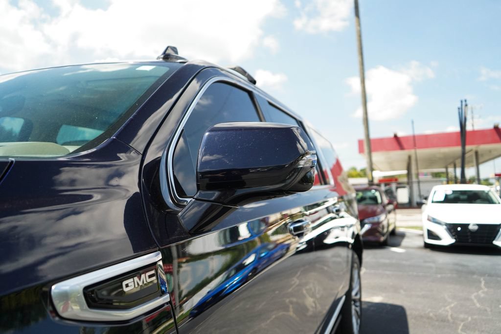 Used 2021 GMC Yukon XL Denali w/ Denali Premium Package AWD/4WD image 26