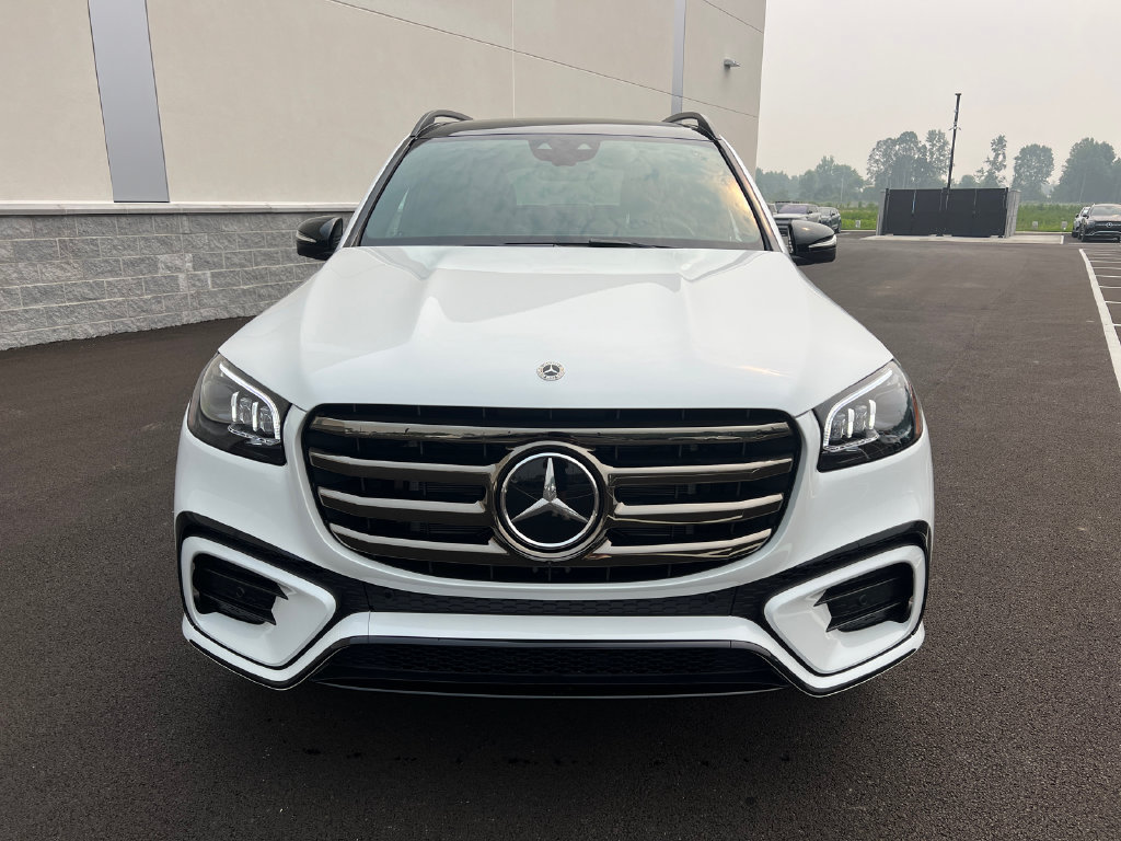 New 2026 Mercedes-Benz GLS 450 4MATIC image 3