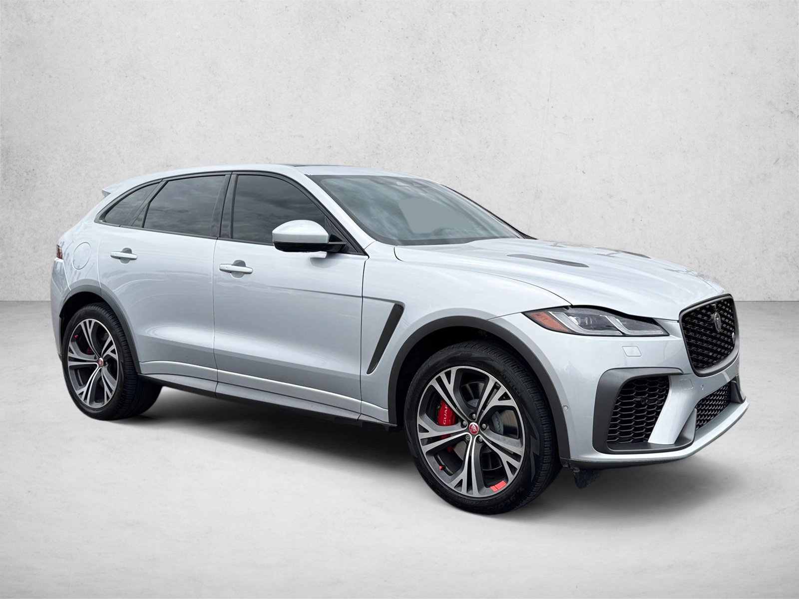 Used 2021 Jaguar F-PACE SVR AWD/4WD video 3
