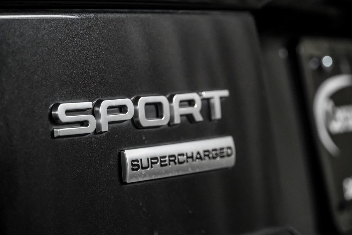 Used 2019 Land Rover Range Rover Sport Supercharged AWD/4WD image 43