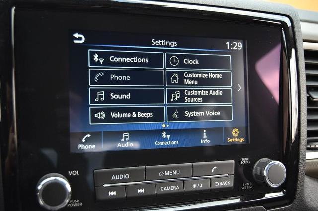 Certified 2024 Nissan Frontier SV w/ Technology Package image 18