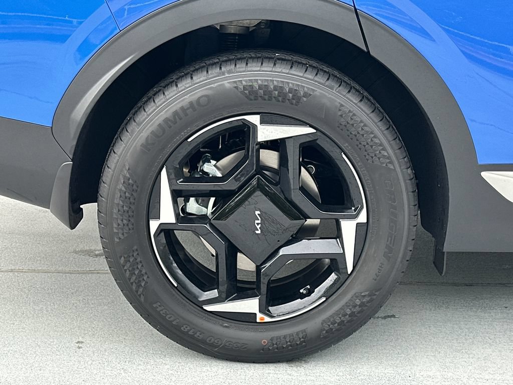 New 2026 Kia Sportage EX FWD image 8