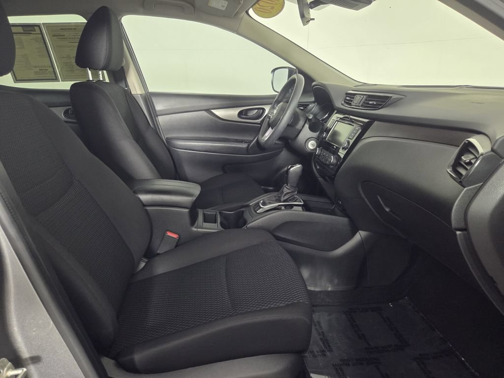 Used 2020 Nissan Rogue Sport S FWD image 32