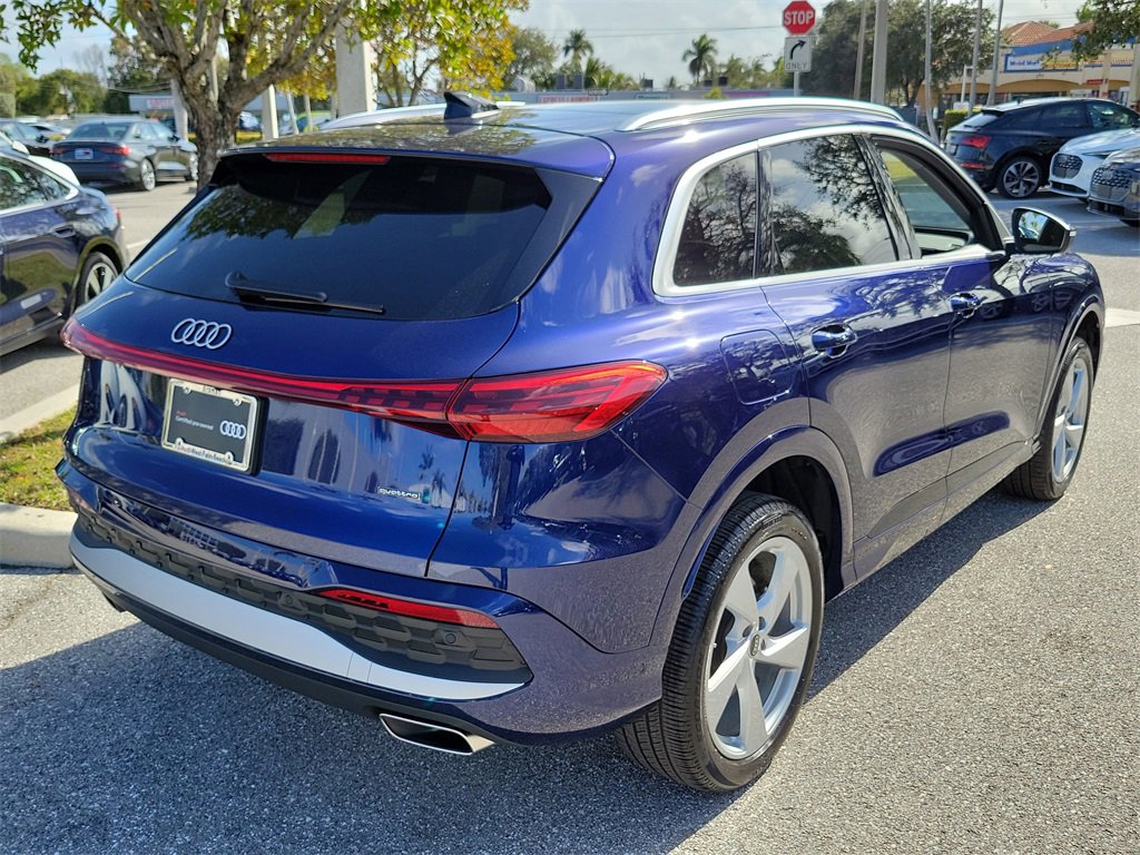 Certified 2025 Audi Q5 Premium Plus w/ Premium Plus image 5