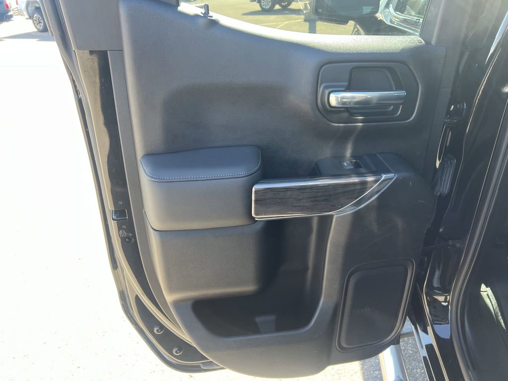 Certified 2019 Chevrolet Silverado 1500 LTZ w/ LTZ Convenience Package AWD/4WD image 11