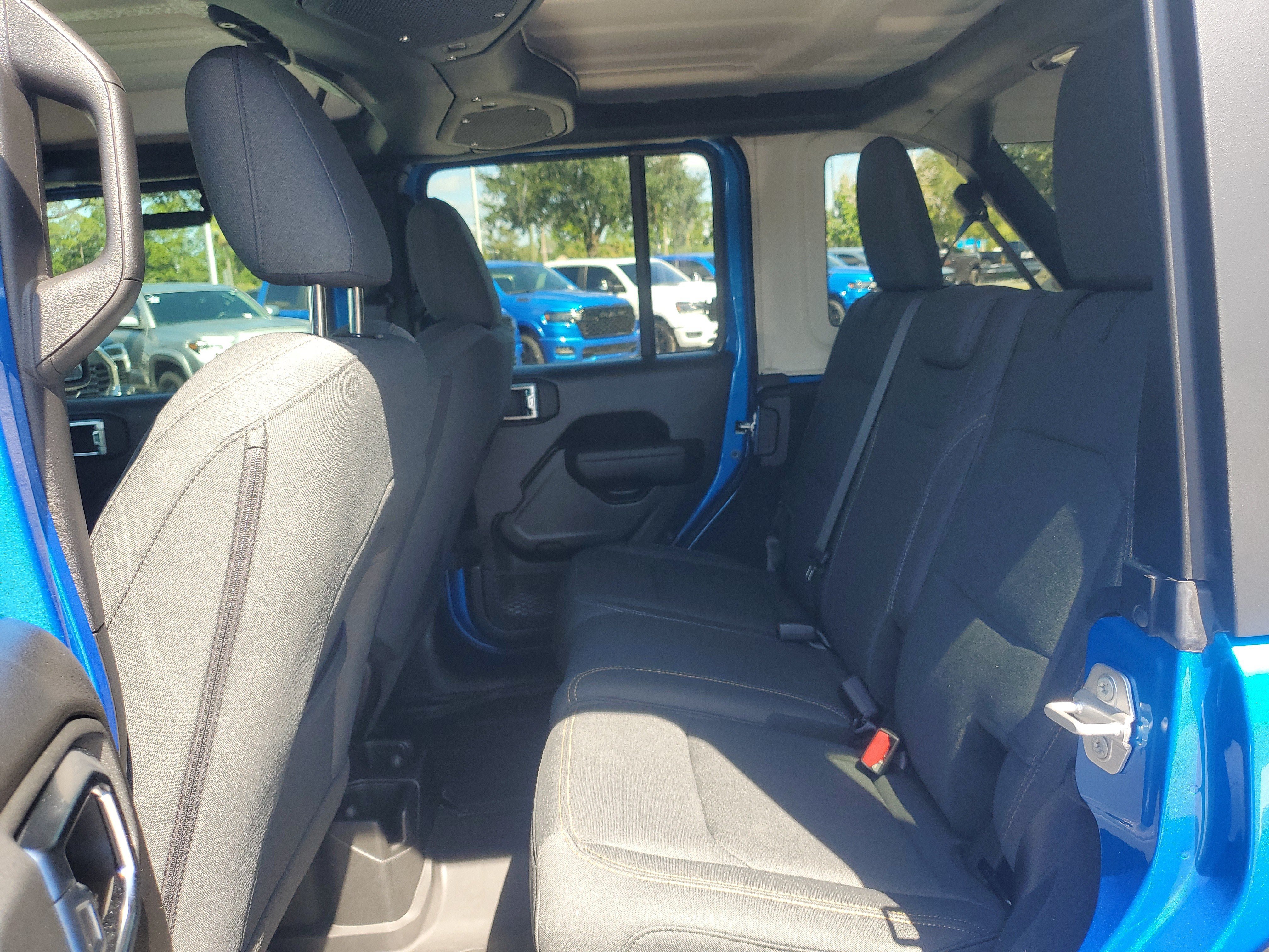 Used 2026 Jeep Wrangler Unlimited Sport AWD/4WD image 9