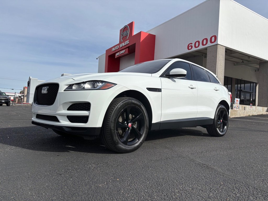 Used 2019 Jaguar F-PACE Premium image 43