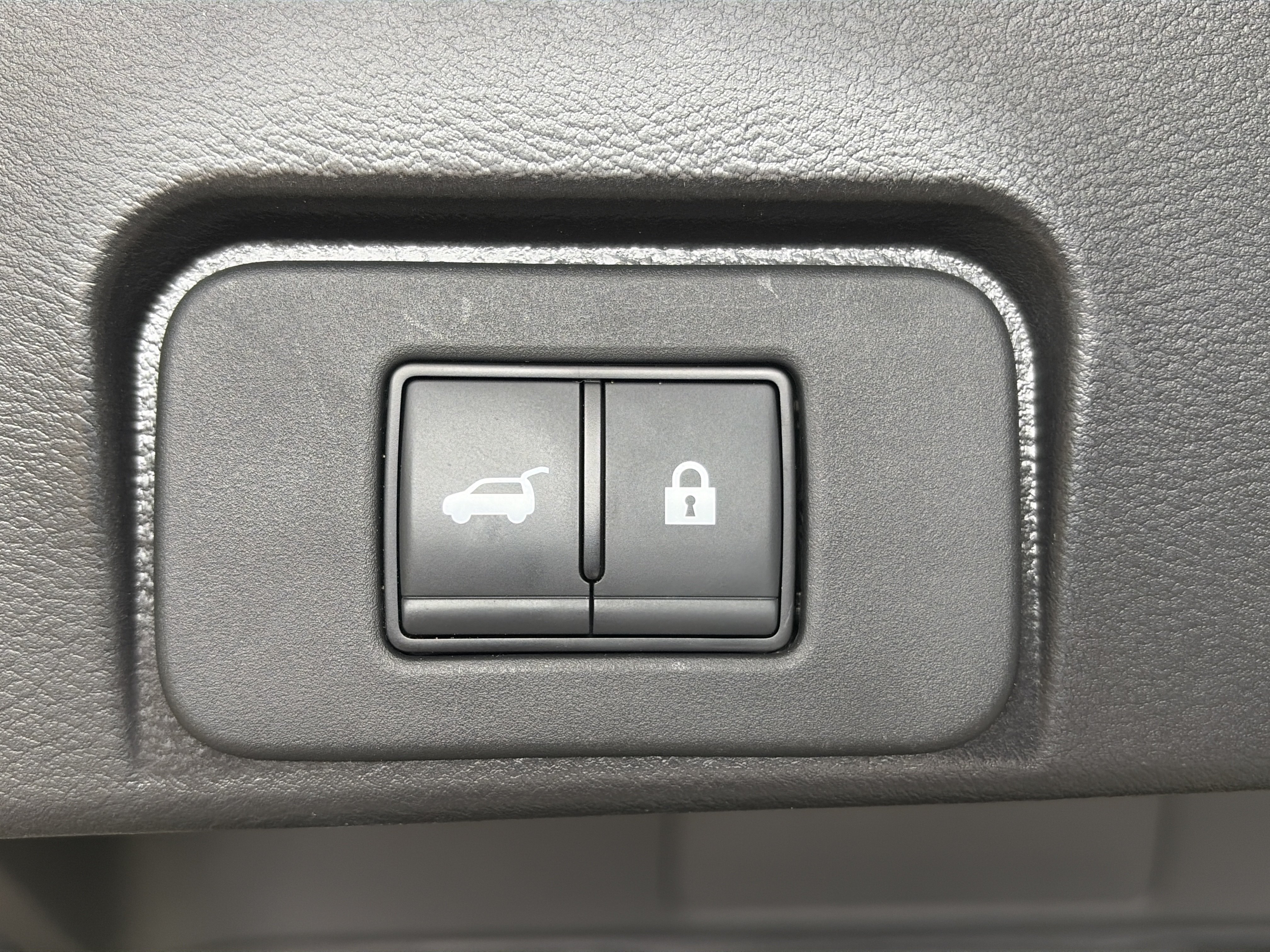 Certified 2023 Nissan Rogue SL AWD/4WD image 15