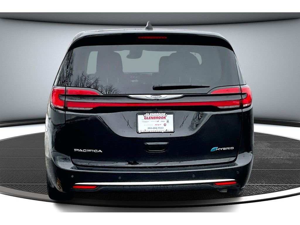 Certified 2024 Chrysler Pacifica Select image 5