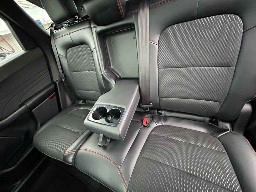 Used 2025 Ford Escape ST-Line Elite image 19