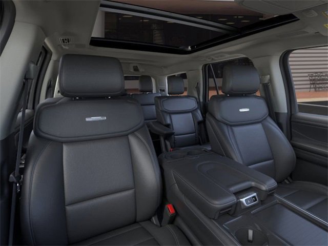 New 2025 Ford Expedition Platinum w/ Driver's Package image 10