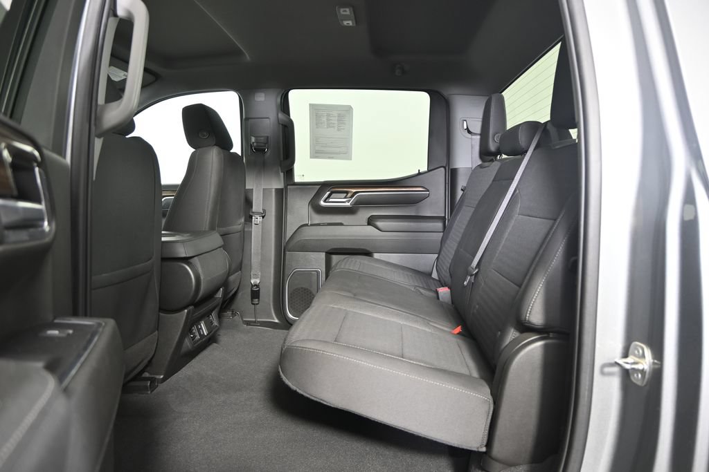 Used 2023 Chevrolet Silverado 1500 LT AWD/4WD image 17