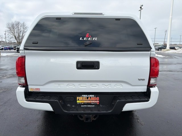 Used 2017 Toyota Tacoma TRD Sport image 6