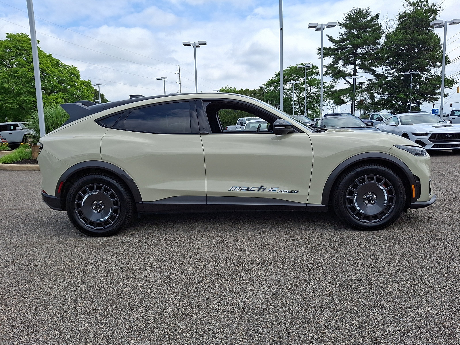 Certified 2025 Ford Mustang Mach-E GT AWD/4WD image 12