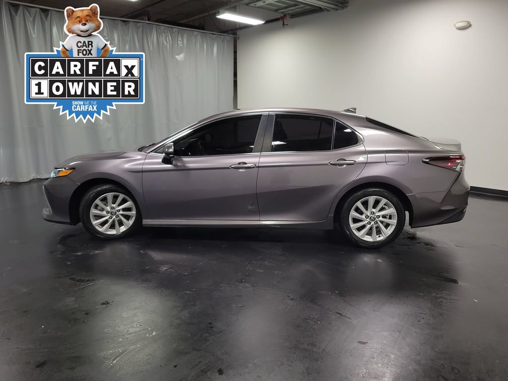 Used 2023 Toyota Camry LE FWD image 5