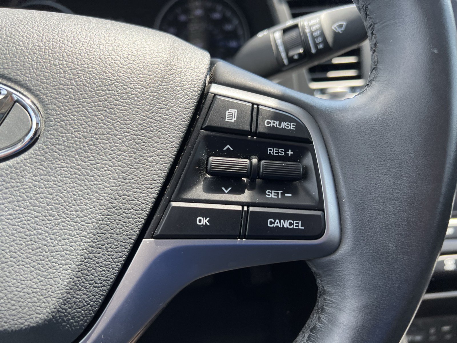 Used 2017 Hyundai Elantra Value Edition w/ Cargo Package FWD image 22