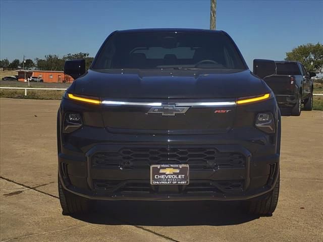 New 2024 Chevrolet Silverado EV RST AWD/4WD image 2