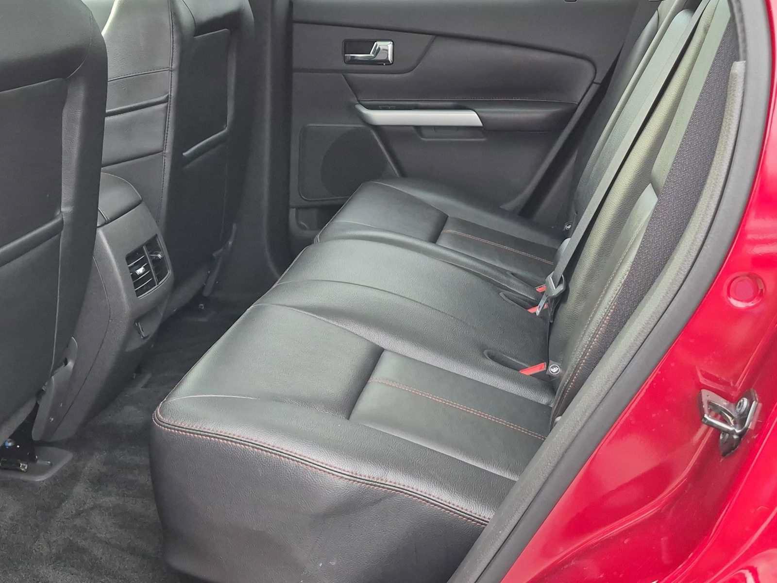 Used 2014 Ford Edge Limited w/ Equipment Group 302A AWD/4WD image 21