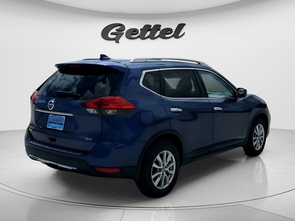Used 2017 Nissan Rogue SV image 5
