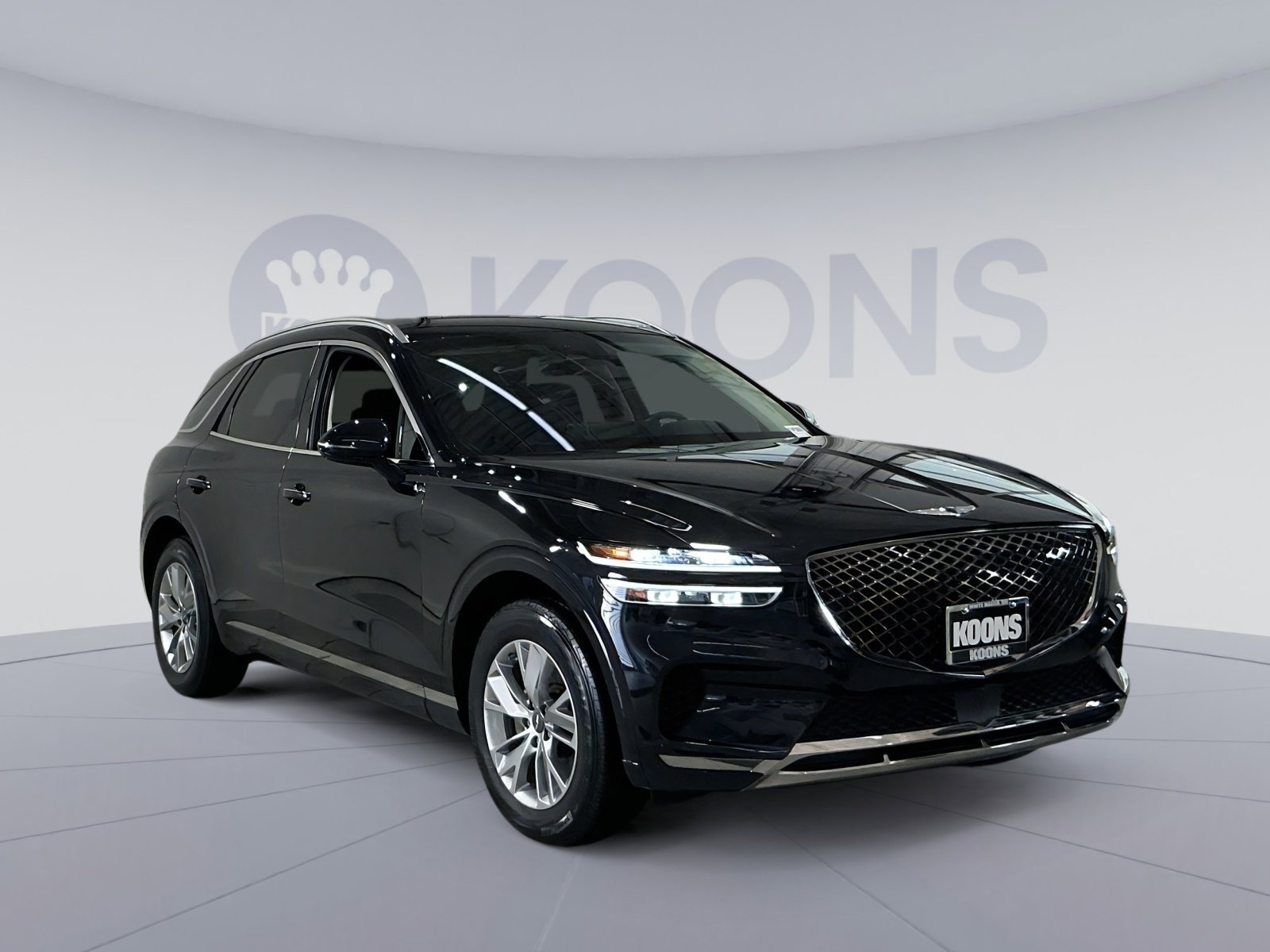 Used 2023 Genesis GV70 2.5T w/ Cargo Package image 18