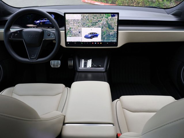 Used 2023 Tesla Model S Plaid image 23