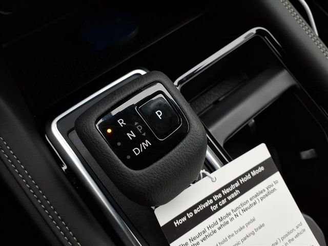 New 2026 Nissan Pathfinder Platinum image 12