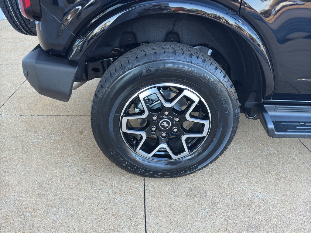 New 2025 Ford Bronco Outer Banks image 7