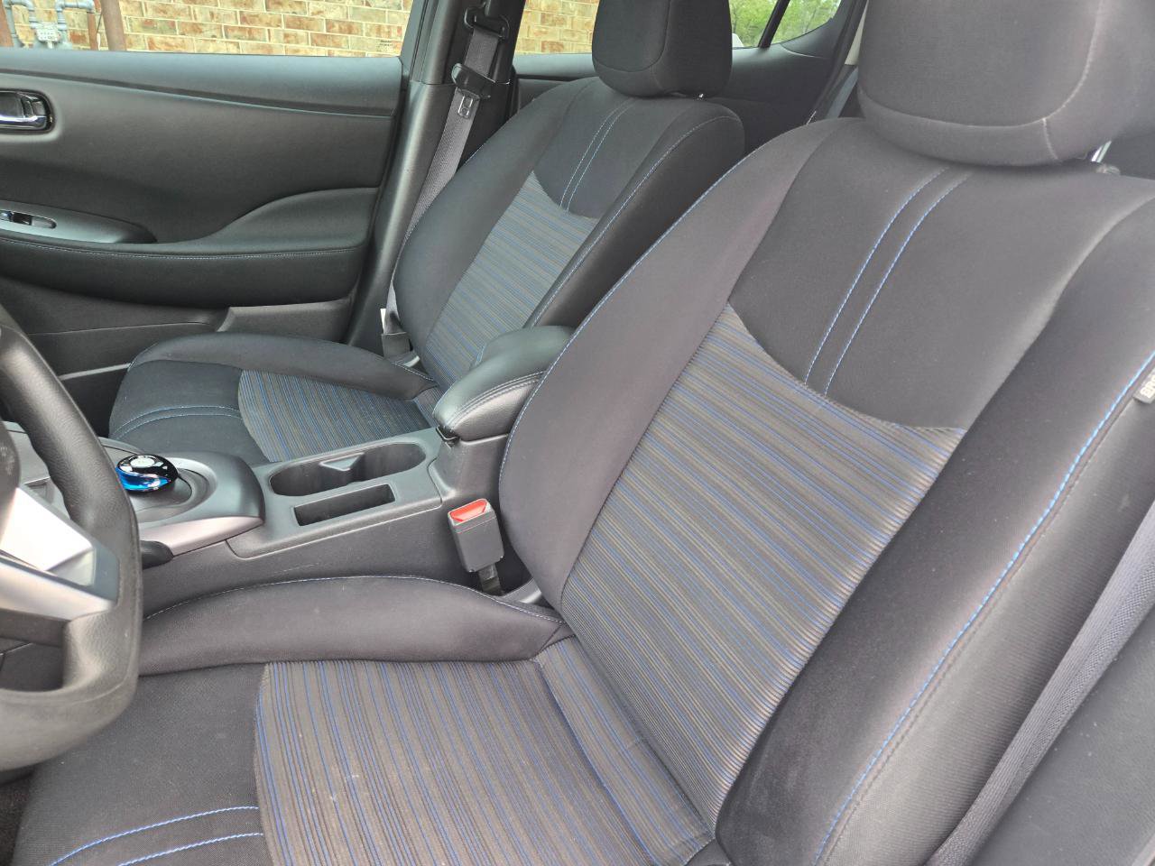 Used 2022 Nissan Leaf S FWD image 18