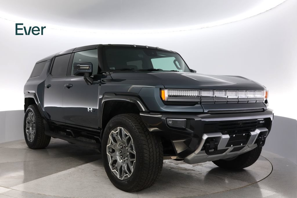 Used 2025 GMC Hummer EV 2X w/ LPO, Cargo Utility Package AWD/4WD image 13