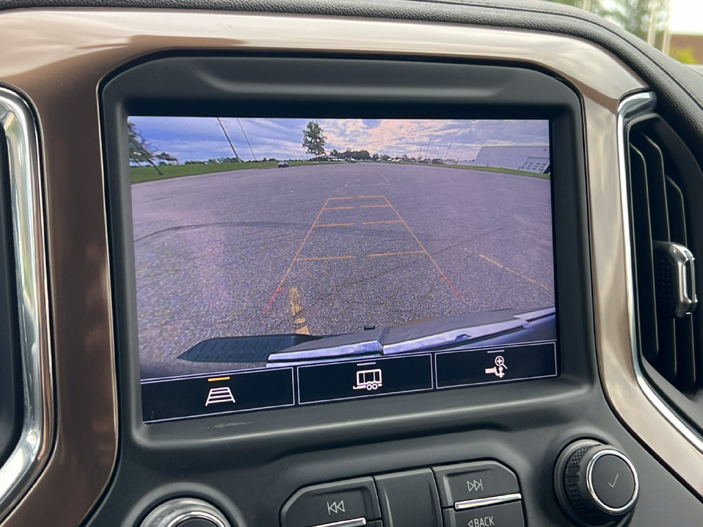 Used 2022 Chevrolet Silverado 1500 High Country AWD/4WD image 37