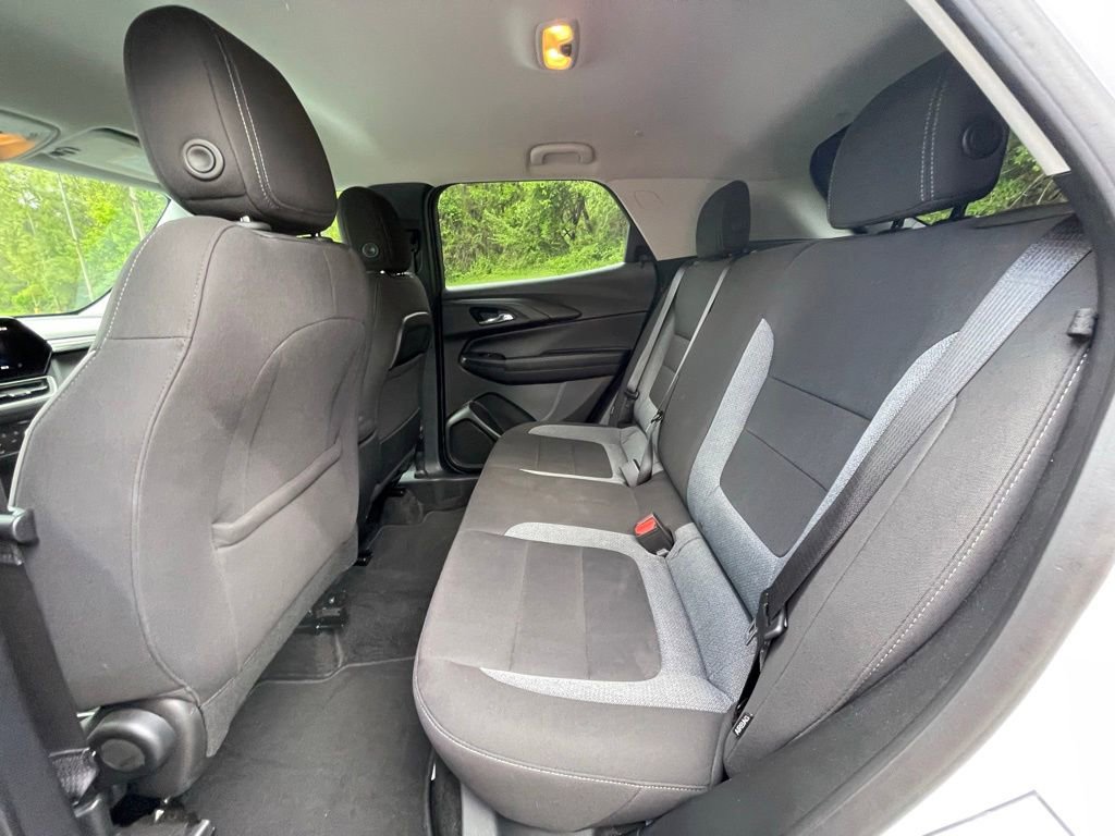 Certified 2025 Chevrolet TrailBlazer LT AWD/4WD image 18