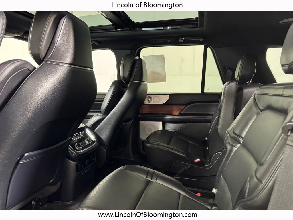 Used 2019 Lincoln Navigator Reserve AWD/4WD image 30