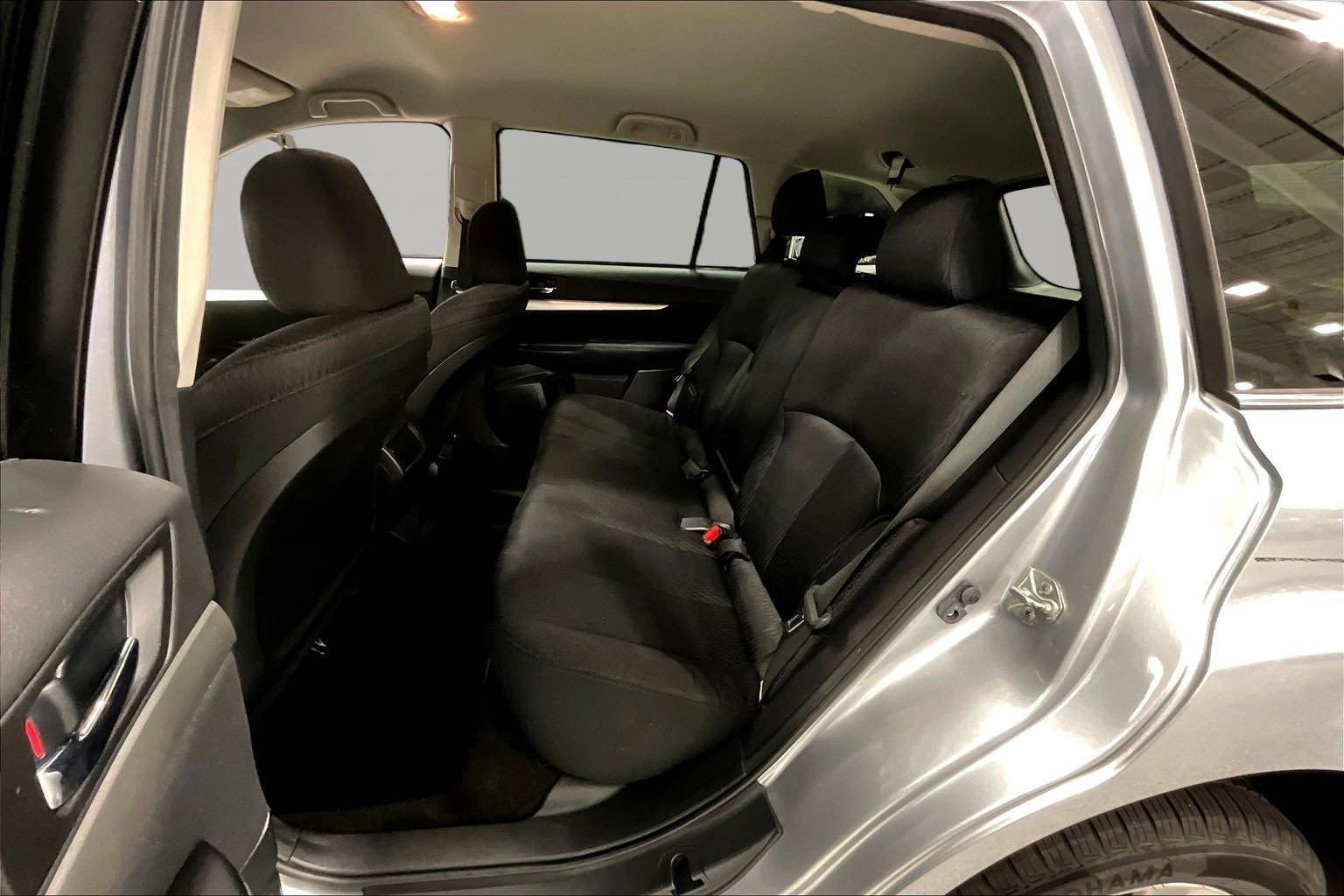 Used 2012 Subaru Outback 2.5i Premium AWD/4WD image 22