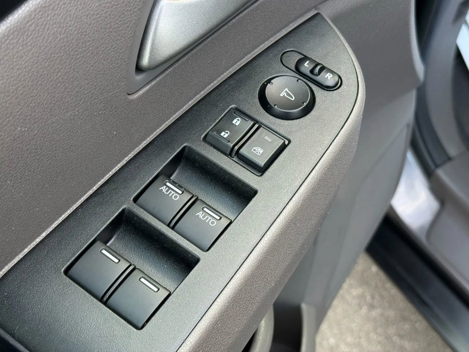 Used 2013 Honda Odyssey EX-L image 20