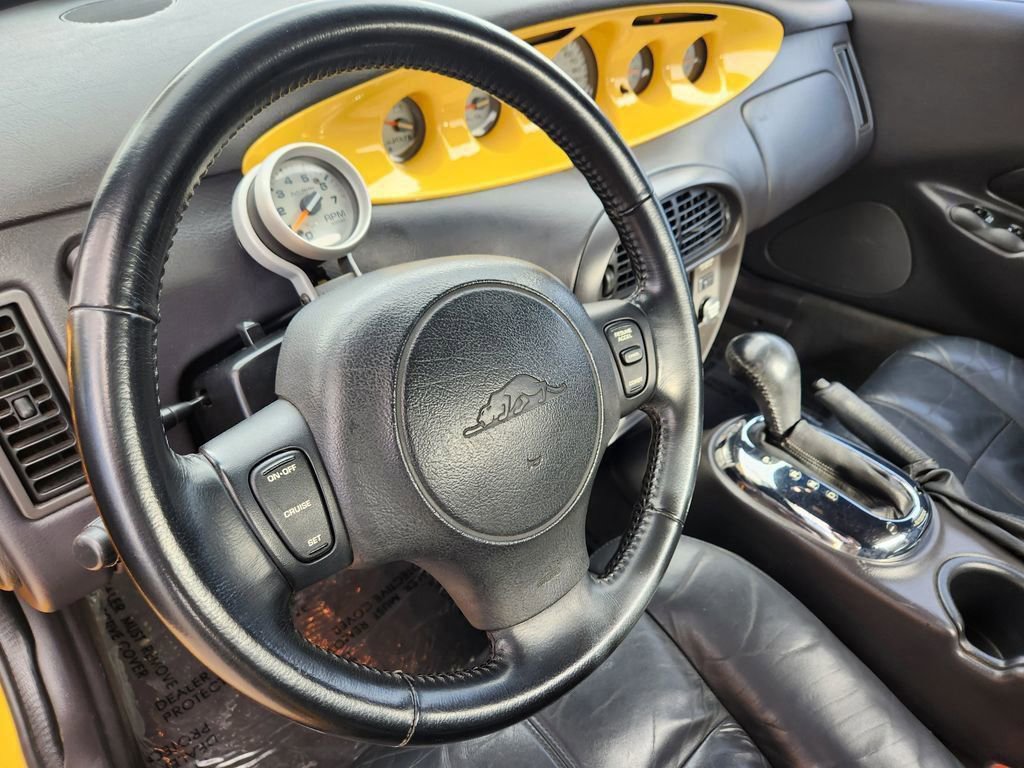 Used 2000 Plymouth Prowler image 2