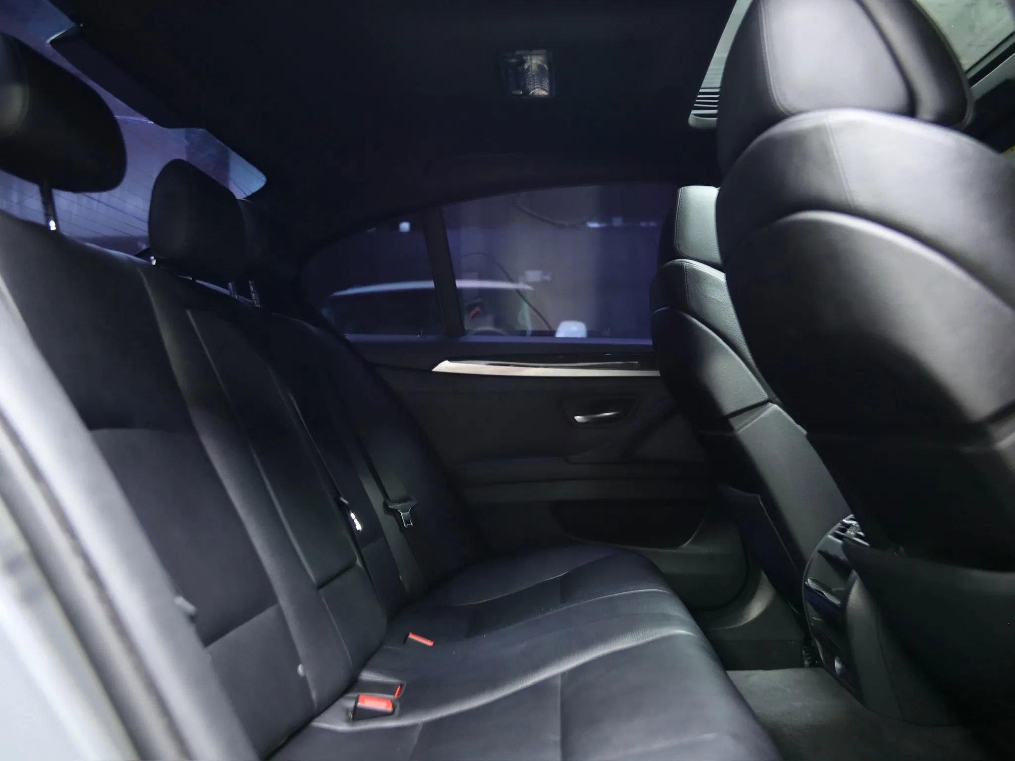 Used 2012 BMW 528i Sedan image 25